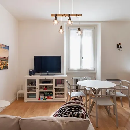 Joivy Cosy 1-bed Near Centrale *